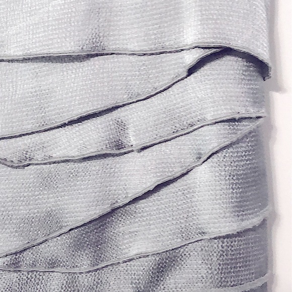 NWOT Nue Options Ice Blue Tiered Sleeveless Top - Picture 5 of 10